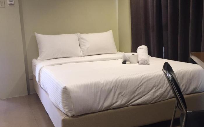 Spacious Studio Apartment B203