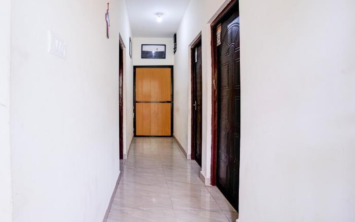 Hotel O Galaxy Guest House