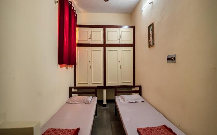 Sacar Guest House