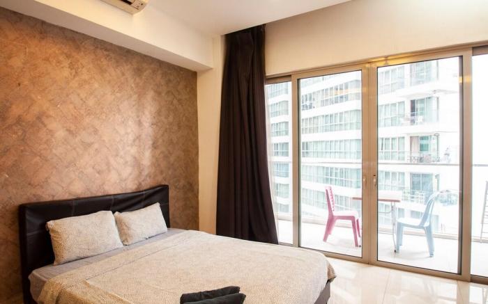 One BR Balcony/KLCC VIEW Pool/5mins walk to PWTC
