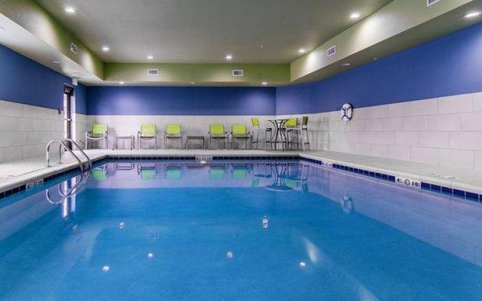 Holiday Inn Express & Suites - Atchison By IHG