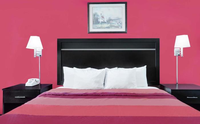 Days Inn by Wyndham Savannah
