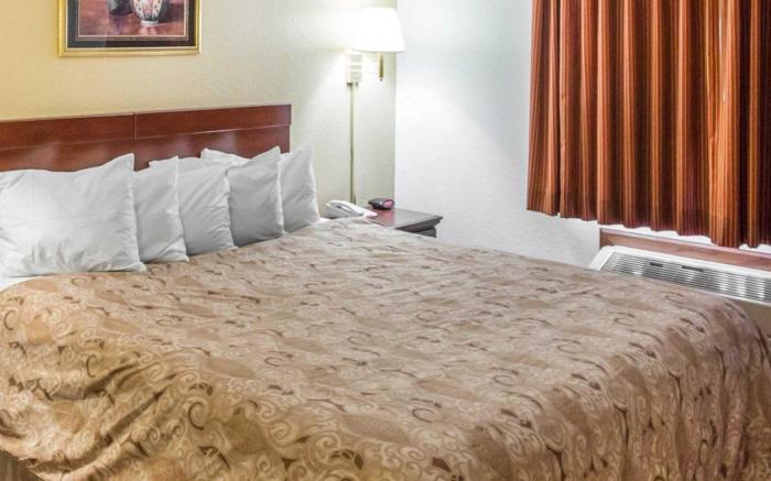 Rodeway Inn Cedar Rapids Westdale