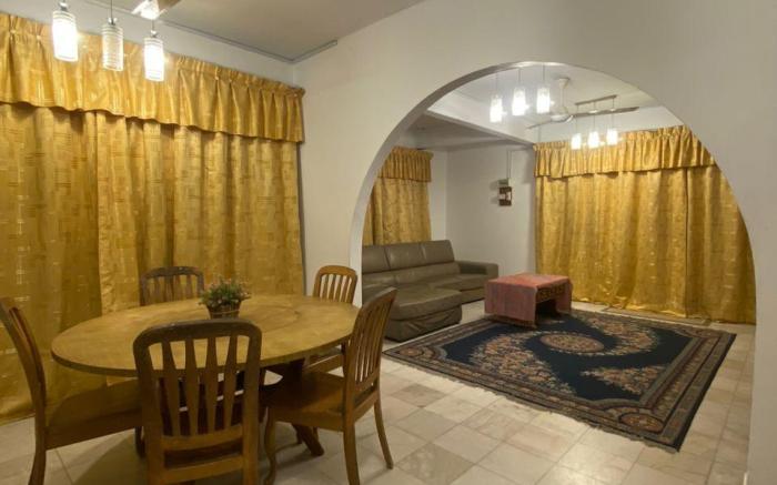 Dhia Azmira Homestay
