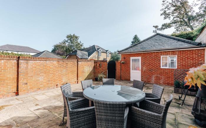 Olive Tale - From £225 Per Night