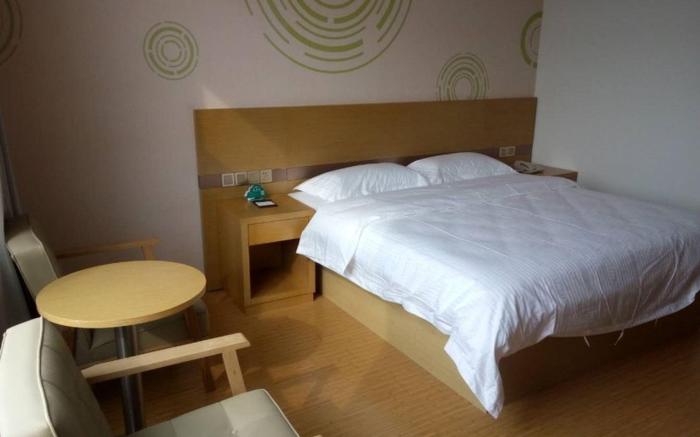 GreenTree Inn Qingdao Jiaozhou Jiaoping Road Express Hotel