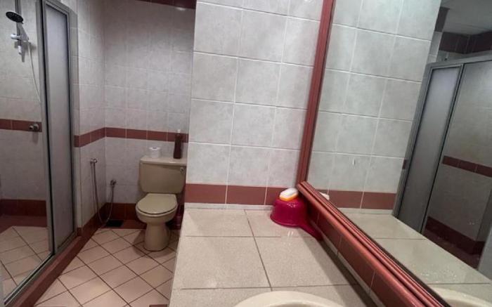 Riverbank suites  405