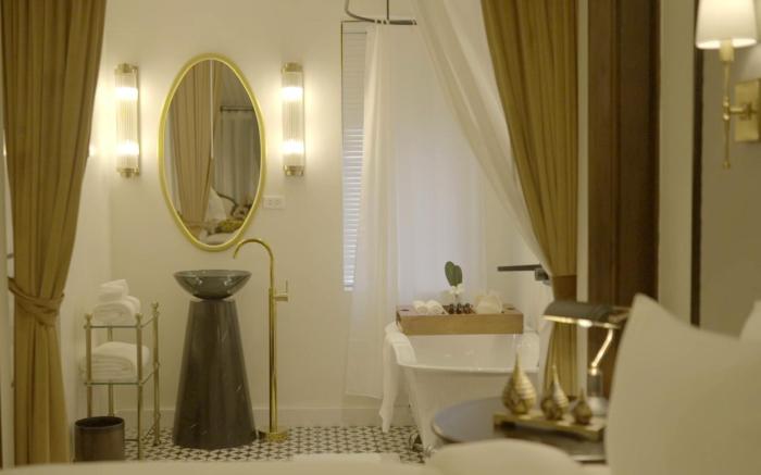 V Maison Boutique Hotel