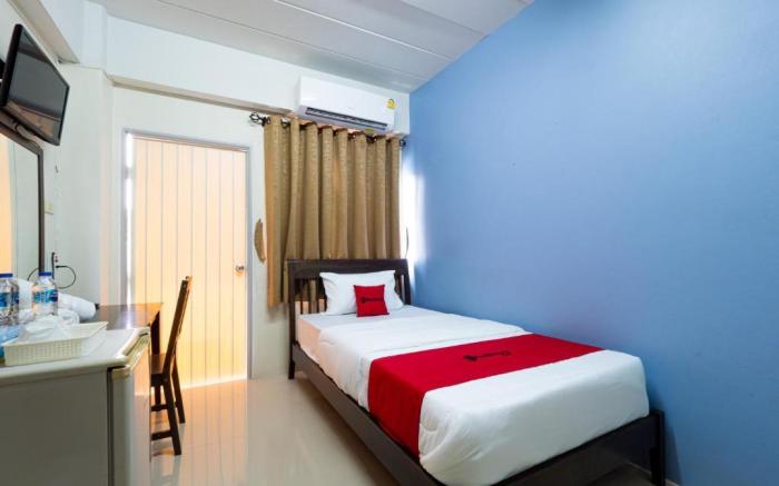 Si Fah at Bangsaen Hotel