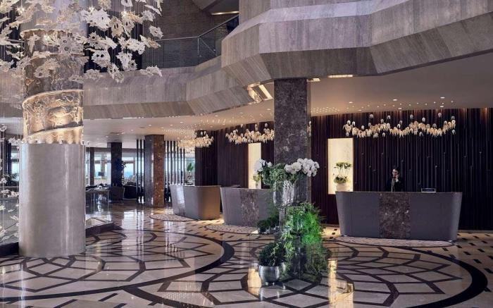 Four Seasons Hotel
