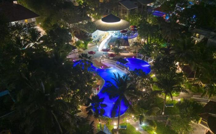 Sashas Holiday Village
