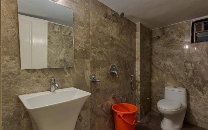 Hotel Adarsh 5 Minute Walk From Mahalaxmi Temple Kolhapur