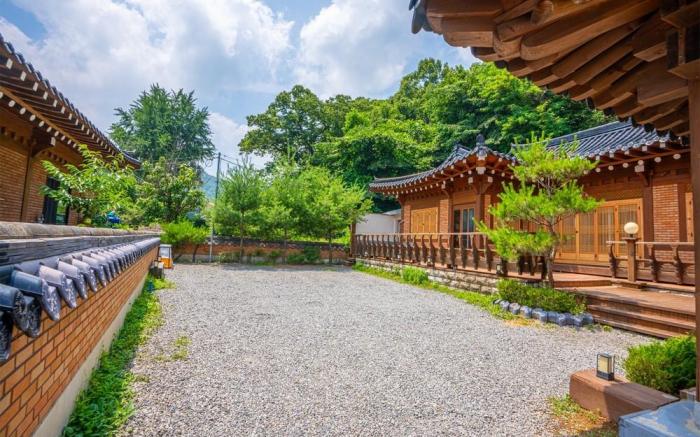 Yongin Yejik Hanok Pension