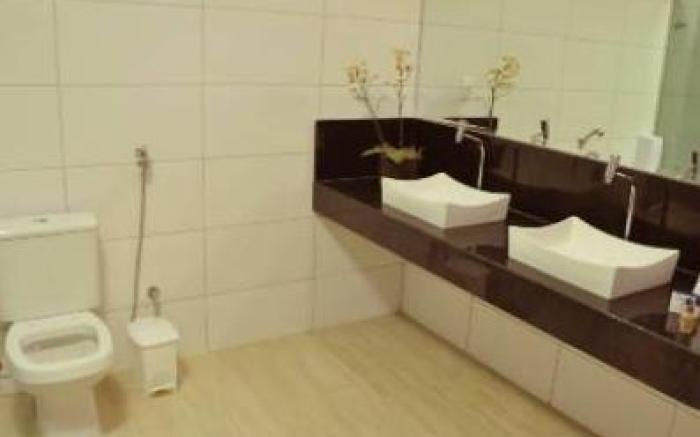 Hotel Saron