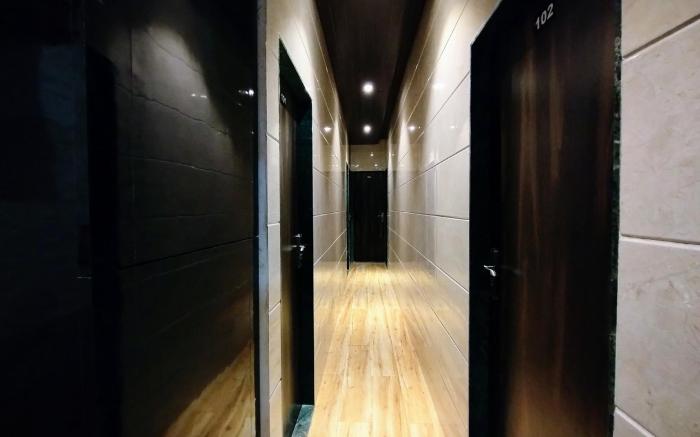 Hotel Eros - Near Mumbai International Airport T2