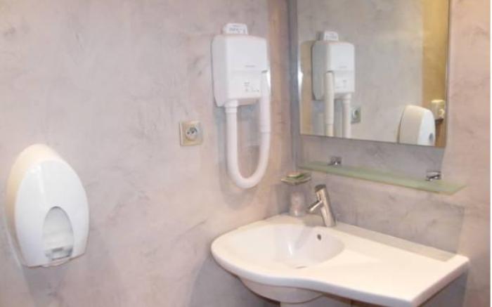 CIT'HOTEL Saint-Pierre