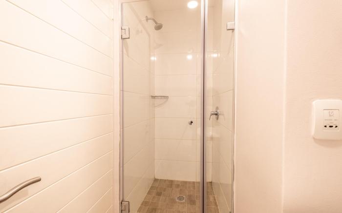 Family-Friendly*2BR APT*Pool*Near Menlyn Mall*
