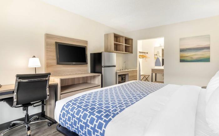 Suburban Studios Tysons Corner