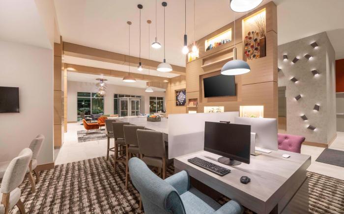 Hyatt Place Sandestin At Grand Blvd