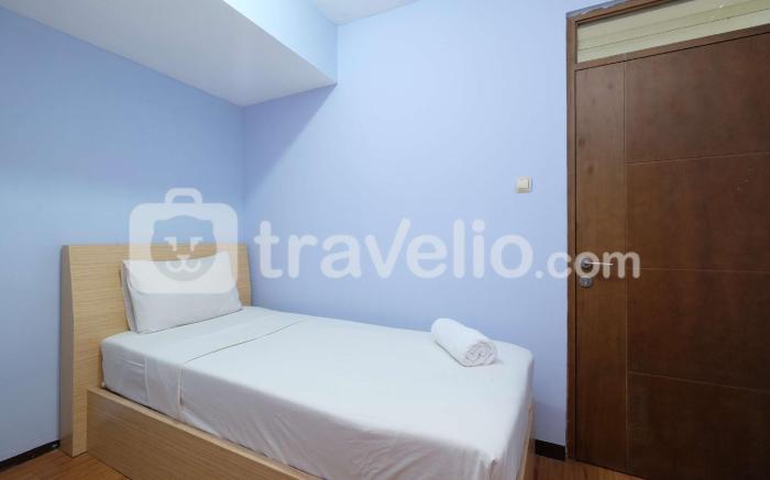 Modern Look 2BR at Bogor Valley Apt By Travelio