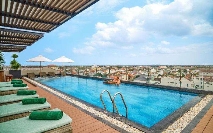 Little Gem. An Eco-Friendly Boutique Hotel & Spa