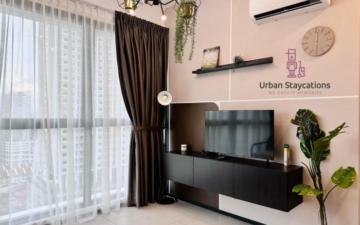 Stylish 3BRCityView UrbanSuite GTown@10pax A163 N 