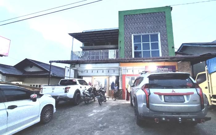 OYO 93206 Penginapan Budi Syariah