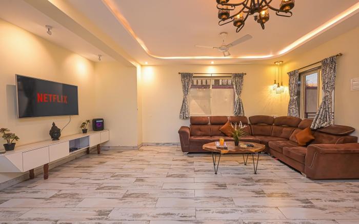 Zomak Villa 3BHK with Pvt Pool