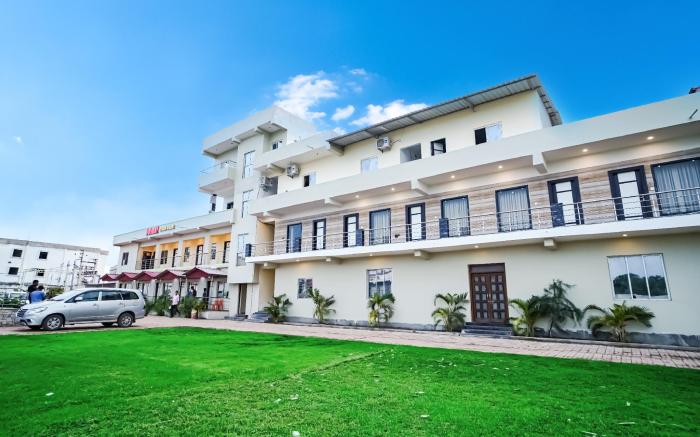 Holiday Beach Resort Mandarmani