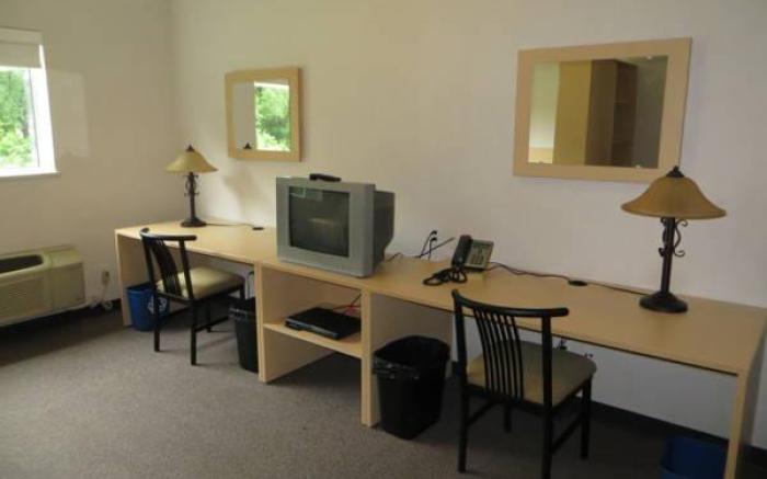 Residence & Conference Centre - Brockville