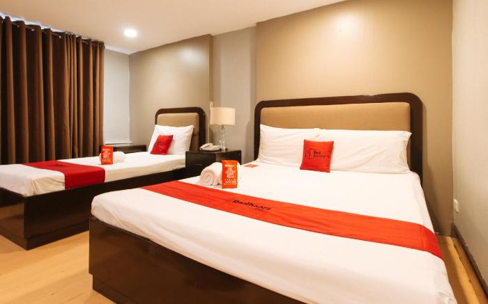 RedDoorz @ Homa Resort Hotel