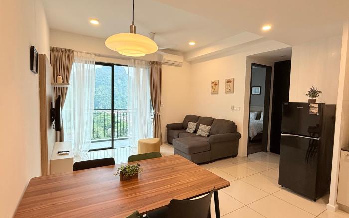 Onsen 2BR with Mountain & Lost World view