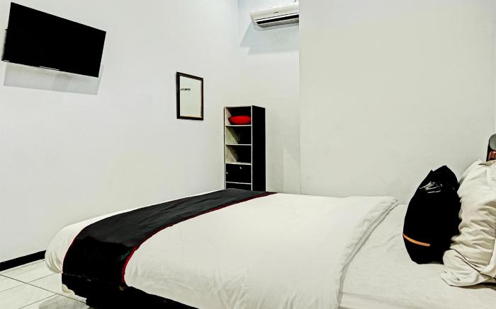 Capital O 1362 Ciliwung Guest House Syariah