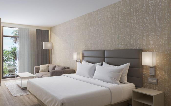 AC Hotel Naples 5th Avenue