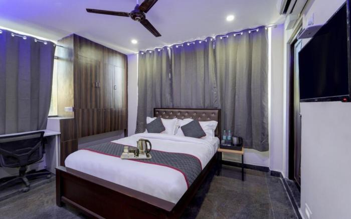 REDFOX HOTEL - NEAR US BIOMETRIC