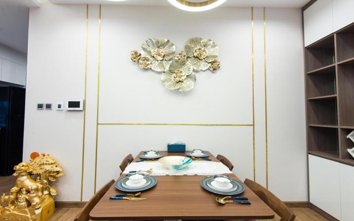 Two bedrooms apartment vinhomes metropolis