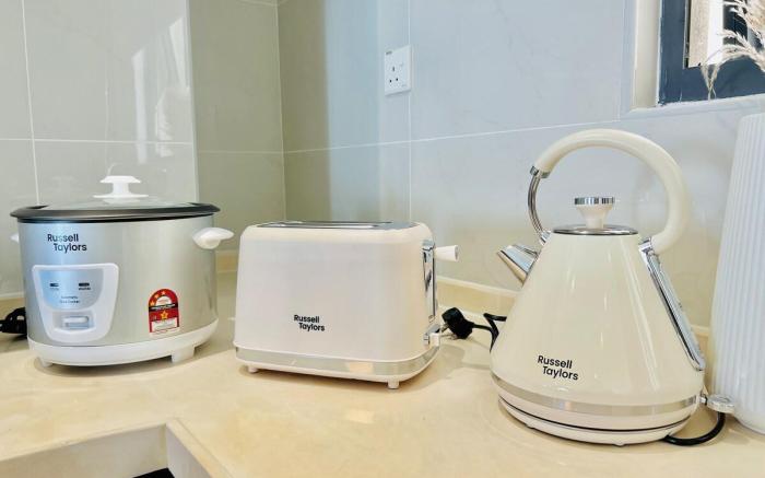 RoyalStrand Seaside Sanctuary 3BR@DangaBay 8-13pax
