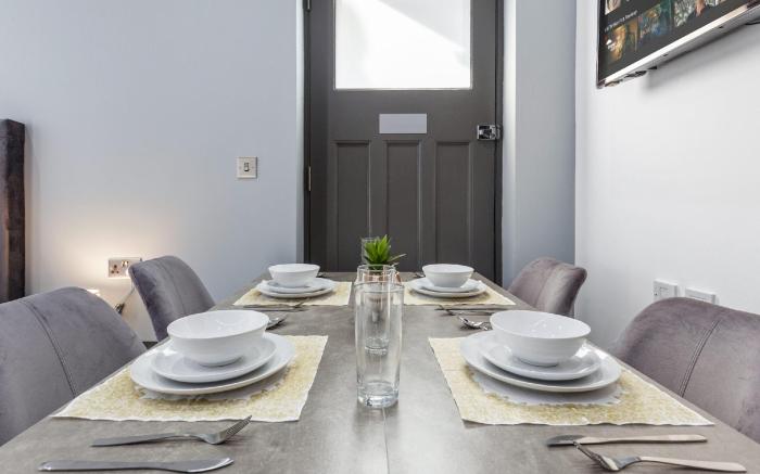Luxury Cosy Studio Apartment Sleeps 2