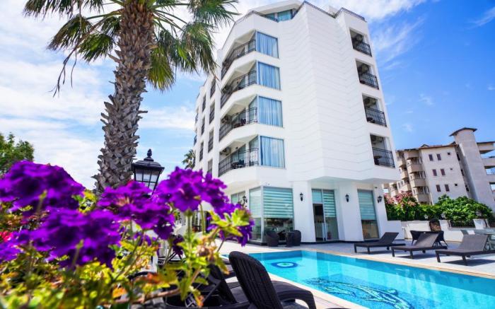Aurasia Sea Side Hotel