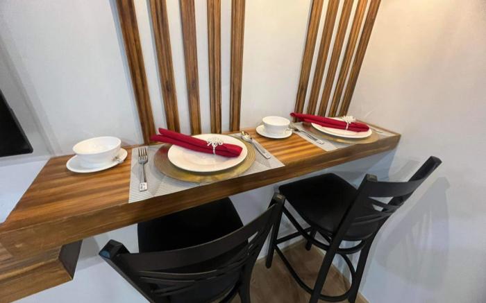 Rinann's Staycation 508 Mesatierra Condotel