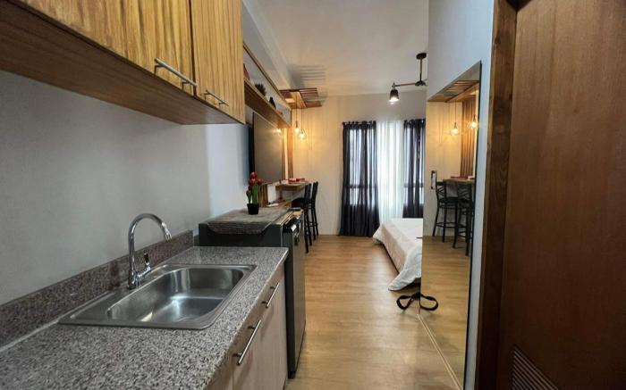 Rinann's Staycation 508 Mesatierra Condotel