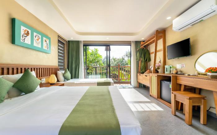 The Linh Seaside Villa Hoi An