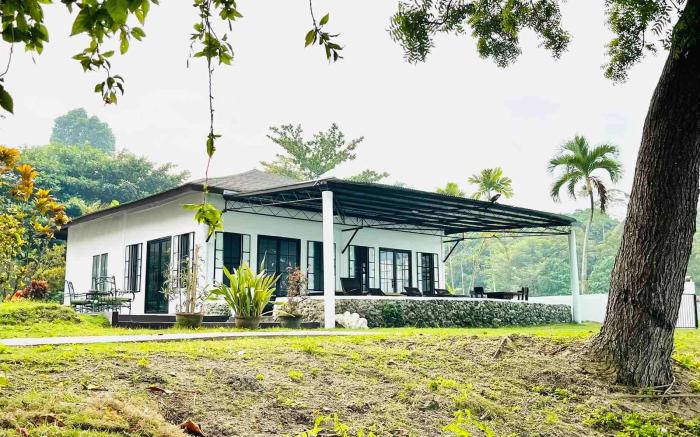 Casa G private beachfront 