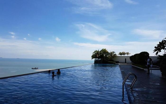 Attic✦Premium Couple's Studio[Netflix|Bathub]#98