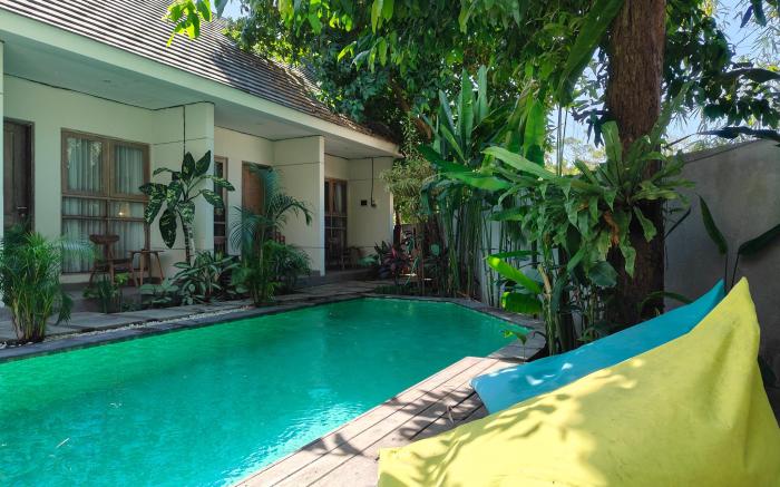 Manuver Jimbaran Surf and Stay