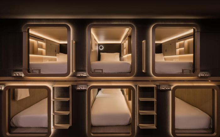 Cube Social Boutique Capsule Hotel @ Boat Quay