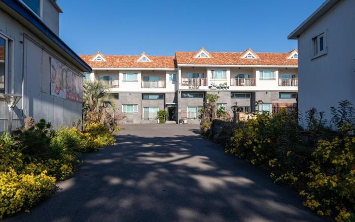 Jeju Soesokkak Resort Pension Elmar