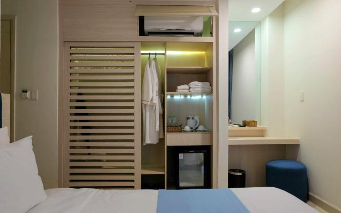 Lovely Room Oceanami Resort Queen Bed with Balcony