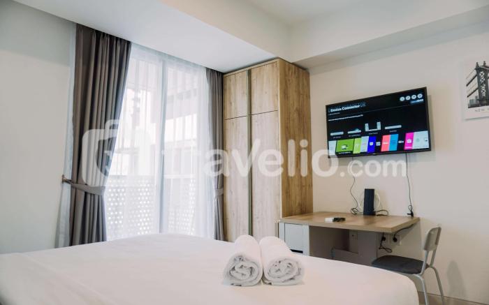 Homey and Warm Studio at West Vista By Travelio