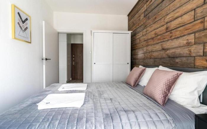 Golden Apartments Warsaw - Mennica Residence